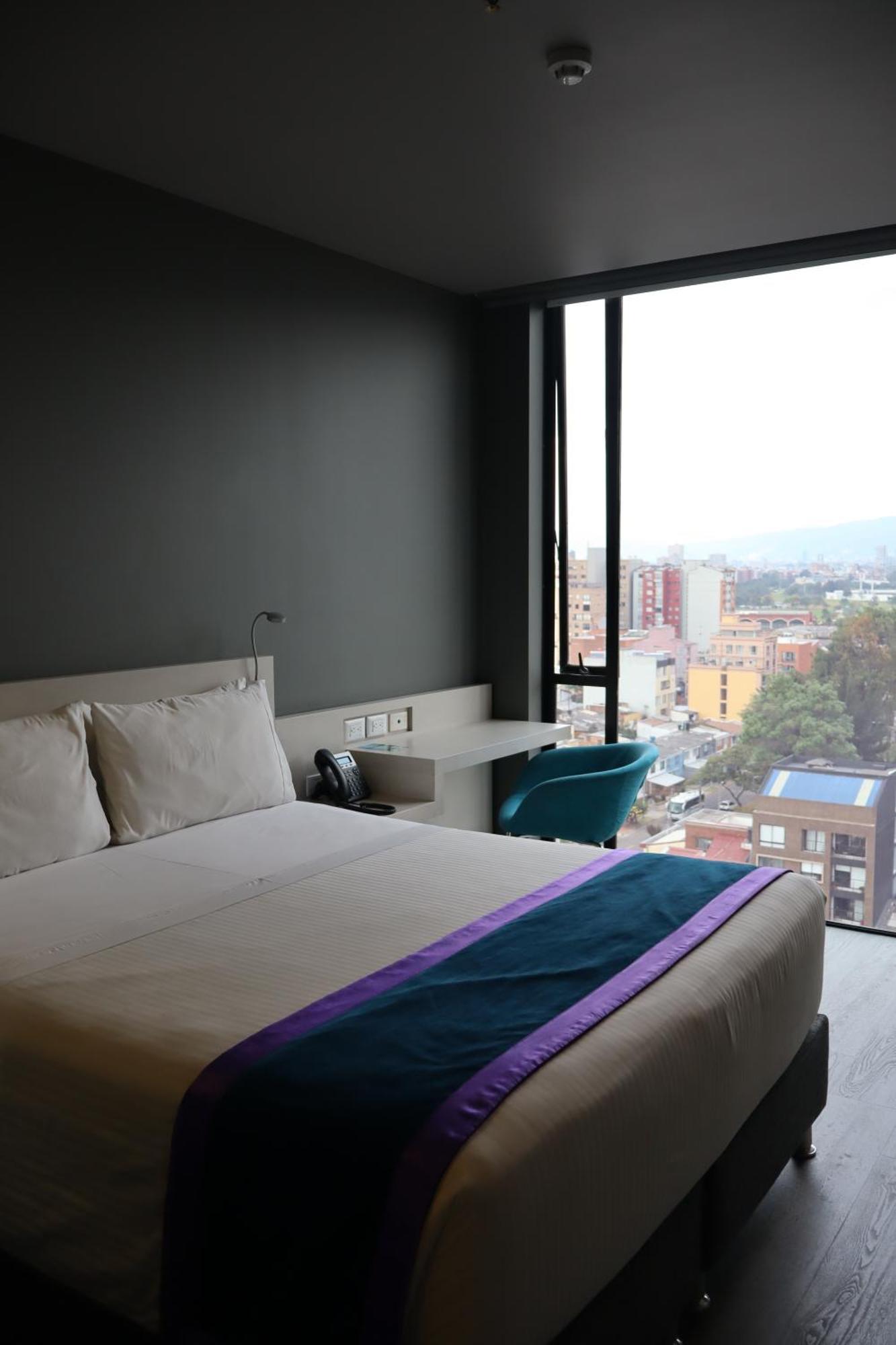 Hotel Black Tower Premium Bogota Bagian luar foto