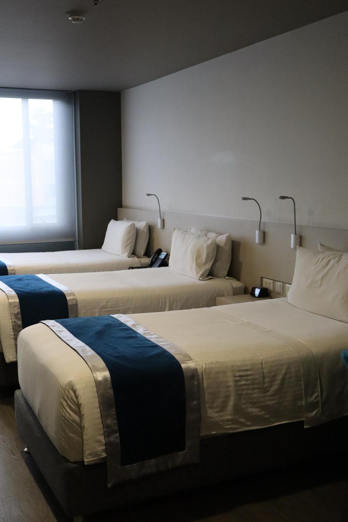 Hotel Black Tower Premium Bogota Bagian luar foto