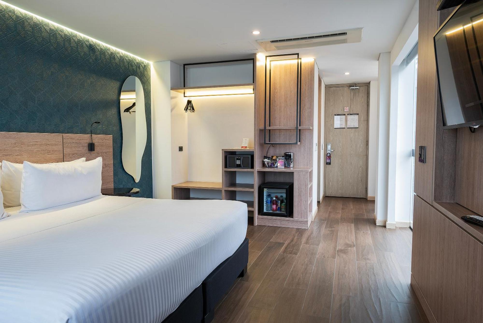 Hotel Black Tower Premium Bogota Bagian luar foto