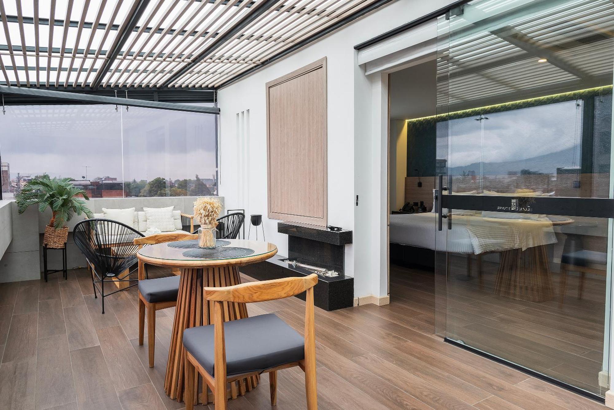 Hotel Black Tower Premium Bogota Bagian luar foto