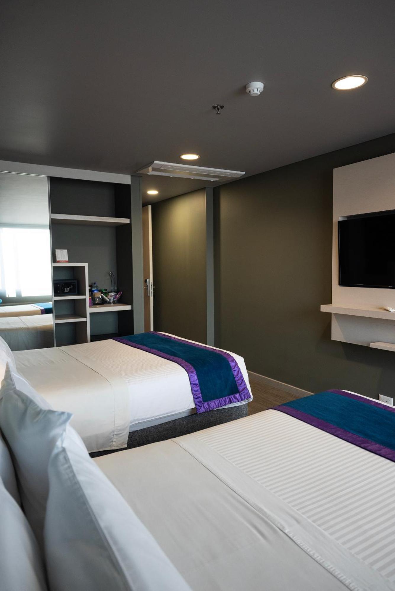 Hotel Black Tower Premium Bogota Bagian luar foto