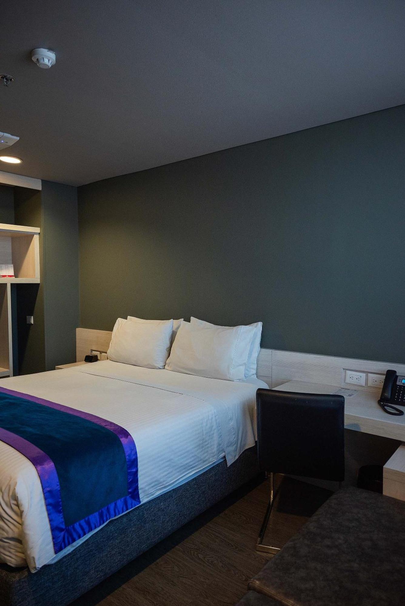 Hotel Black Tower Premium Bogota Bagian luar foto